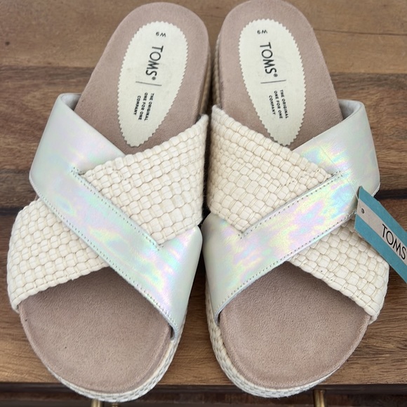 Toms sandals new with tag - Picture 13 of 15